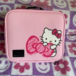 🌸Hello Kitty Impressions Make Up Case🌸